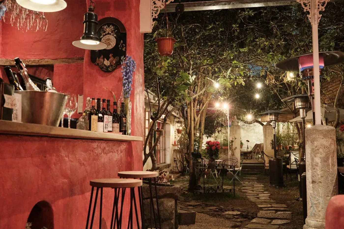 El jardín at El Encanto